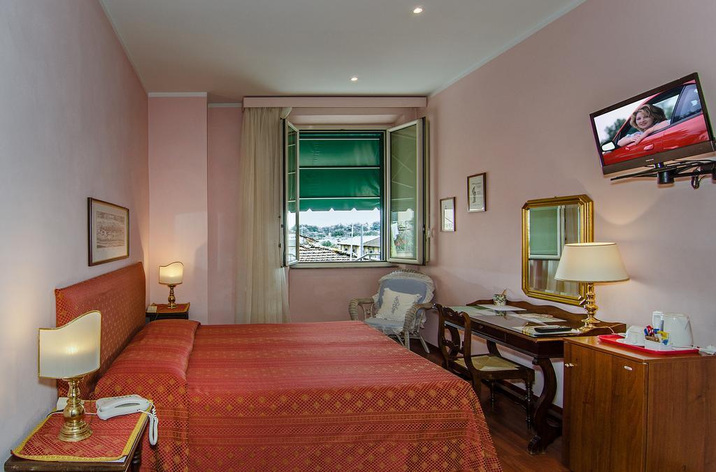Hotel Rex ลุคคา ห้อง รูปภาพ