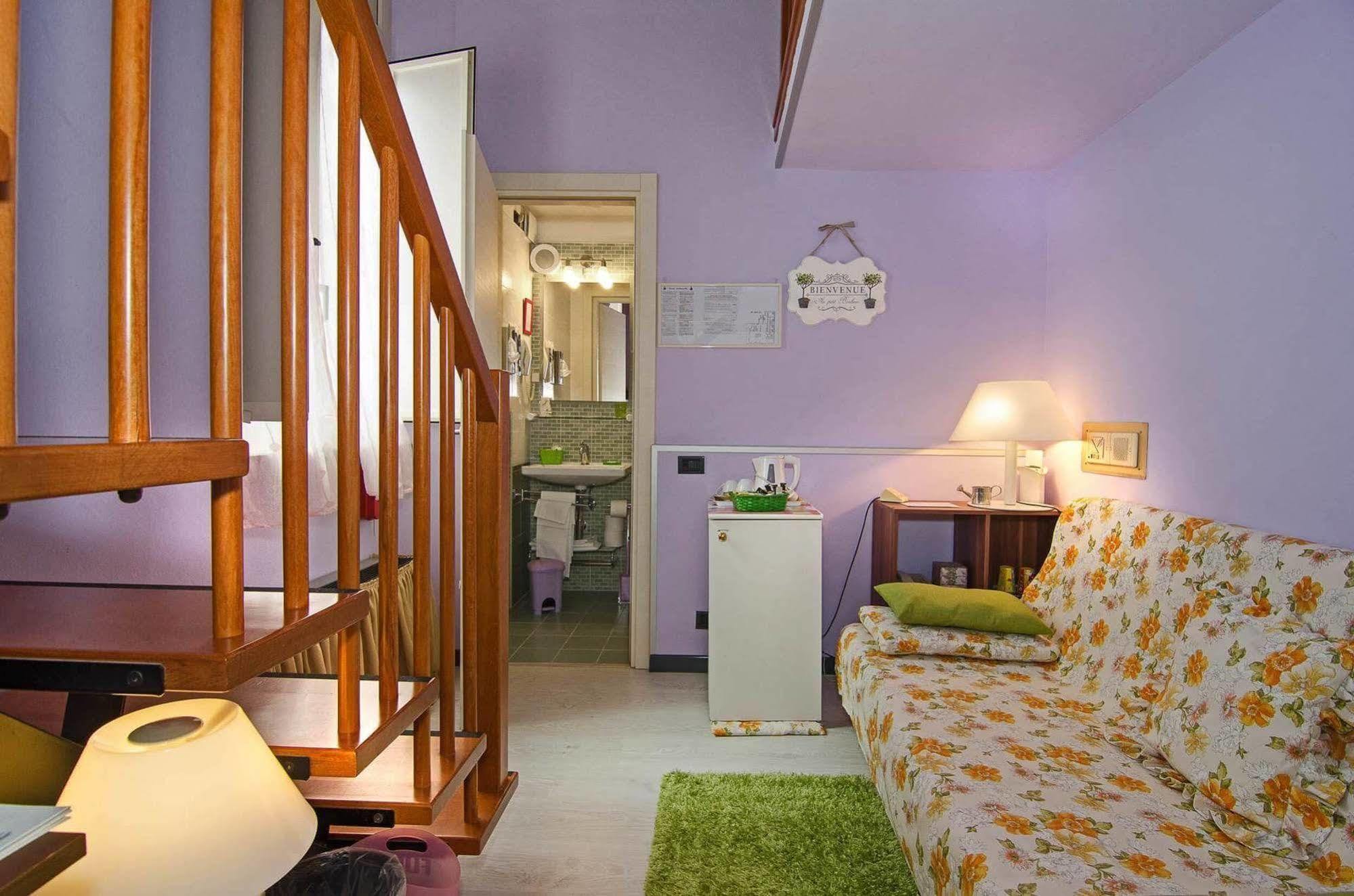 Hotel Rex ลุคคา ภายนอก รูปภาพ